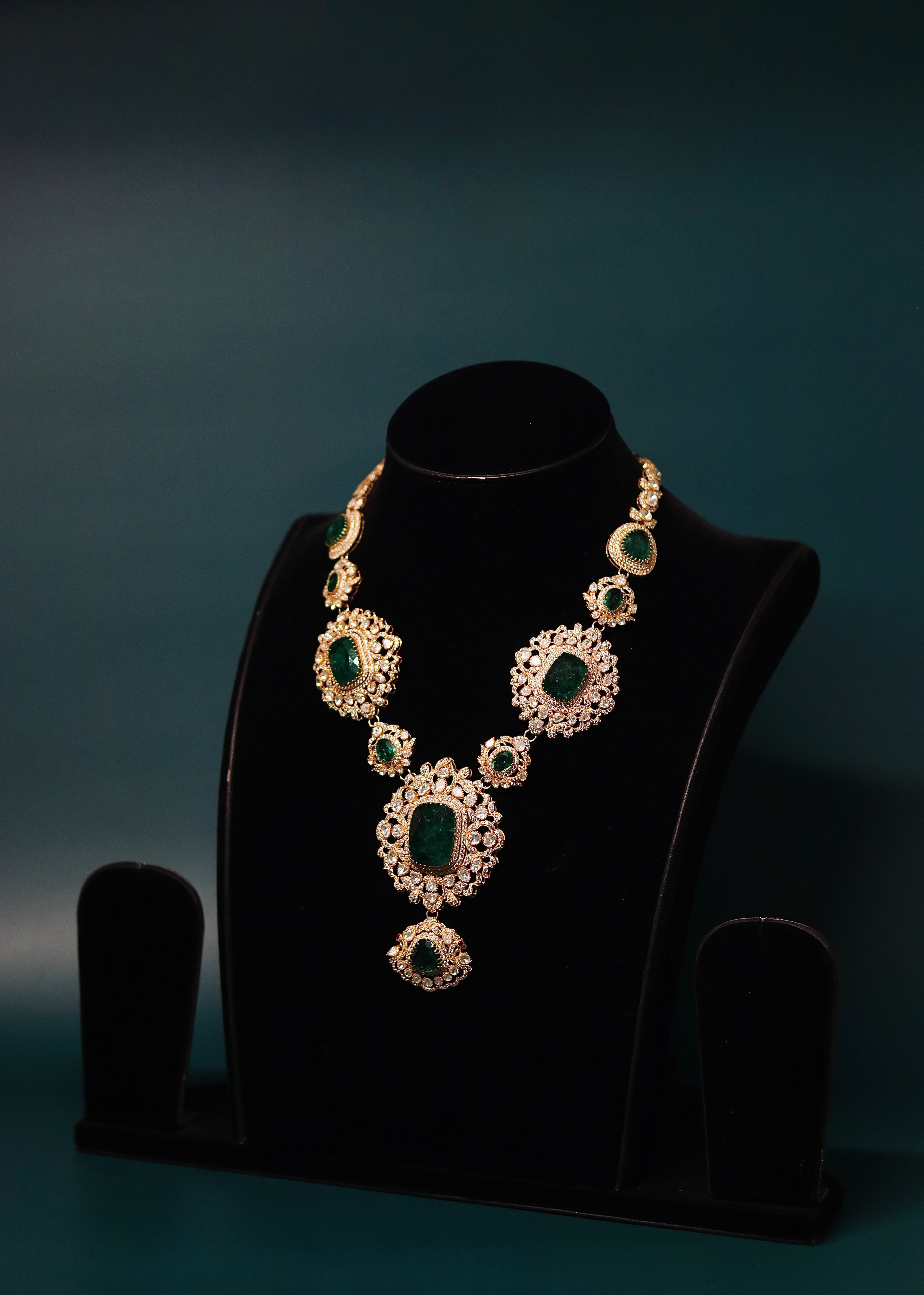 Aranya Emerald Haar