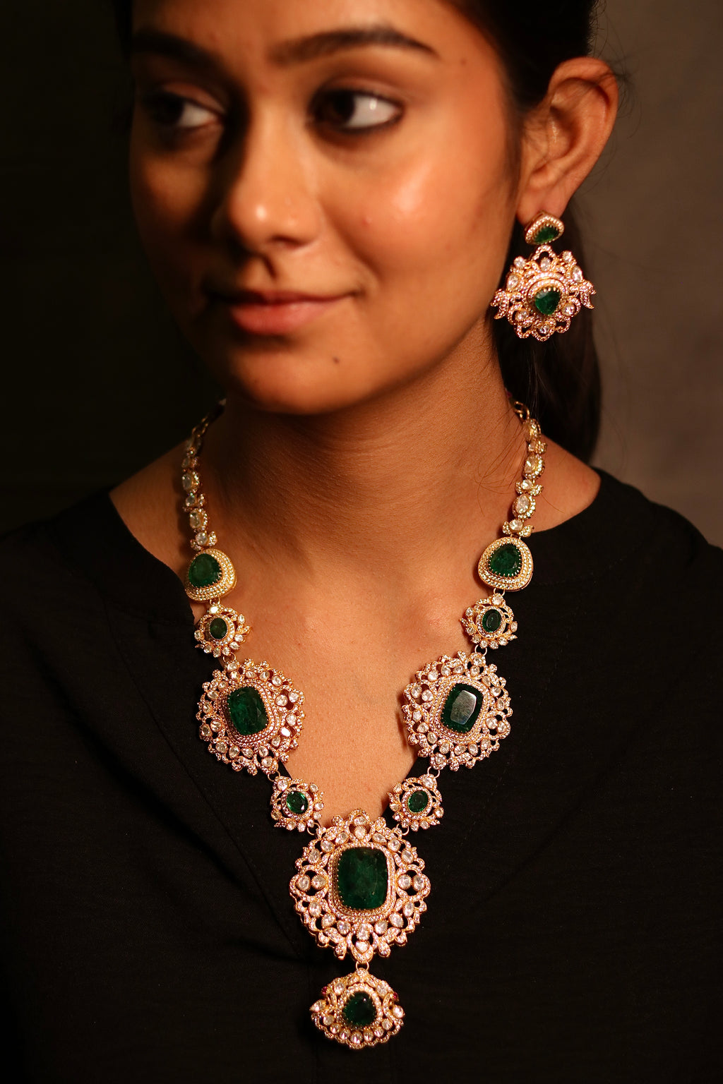 Aranya Emerald Haar