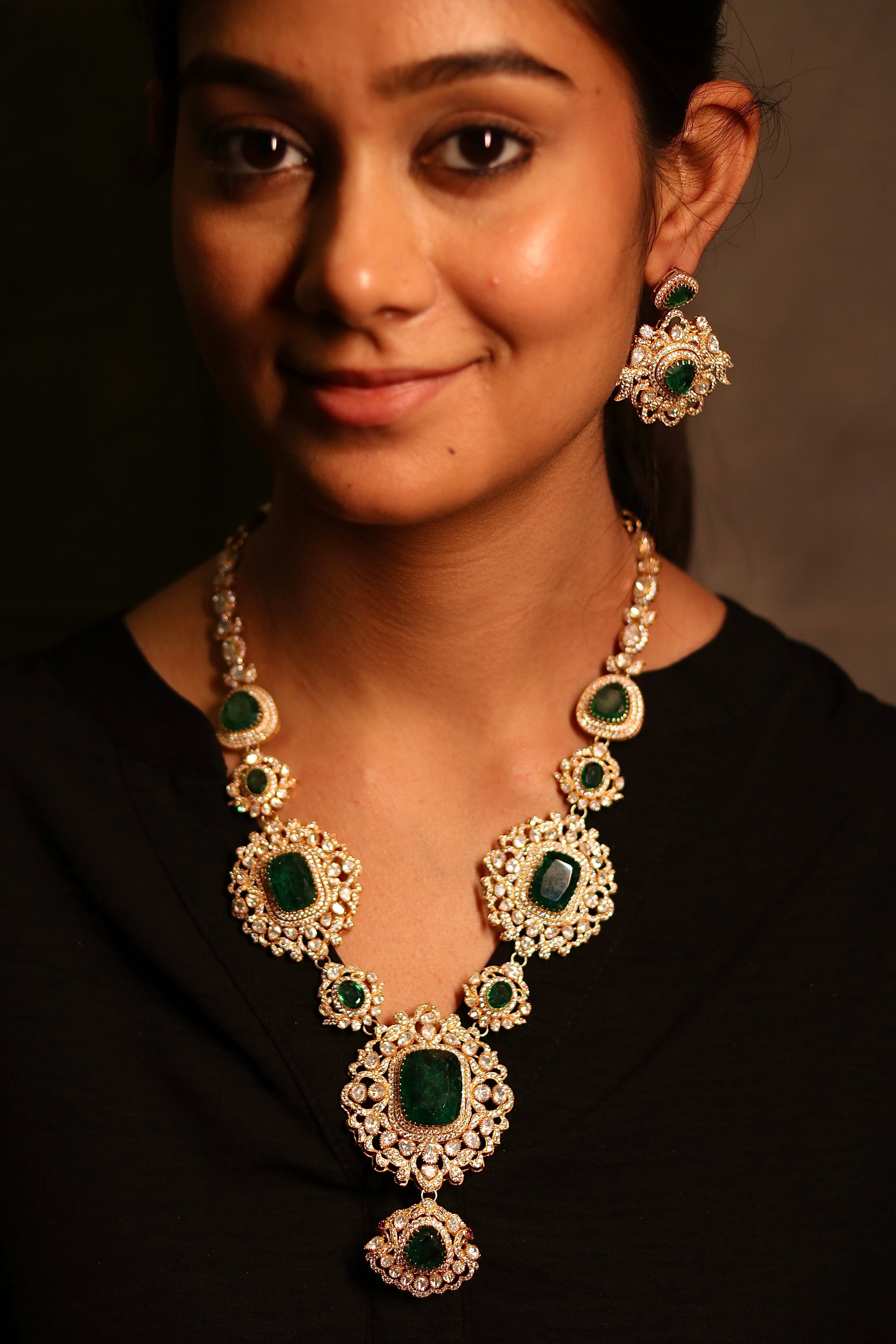 Aranya Emerald Haar